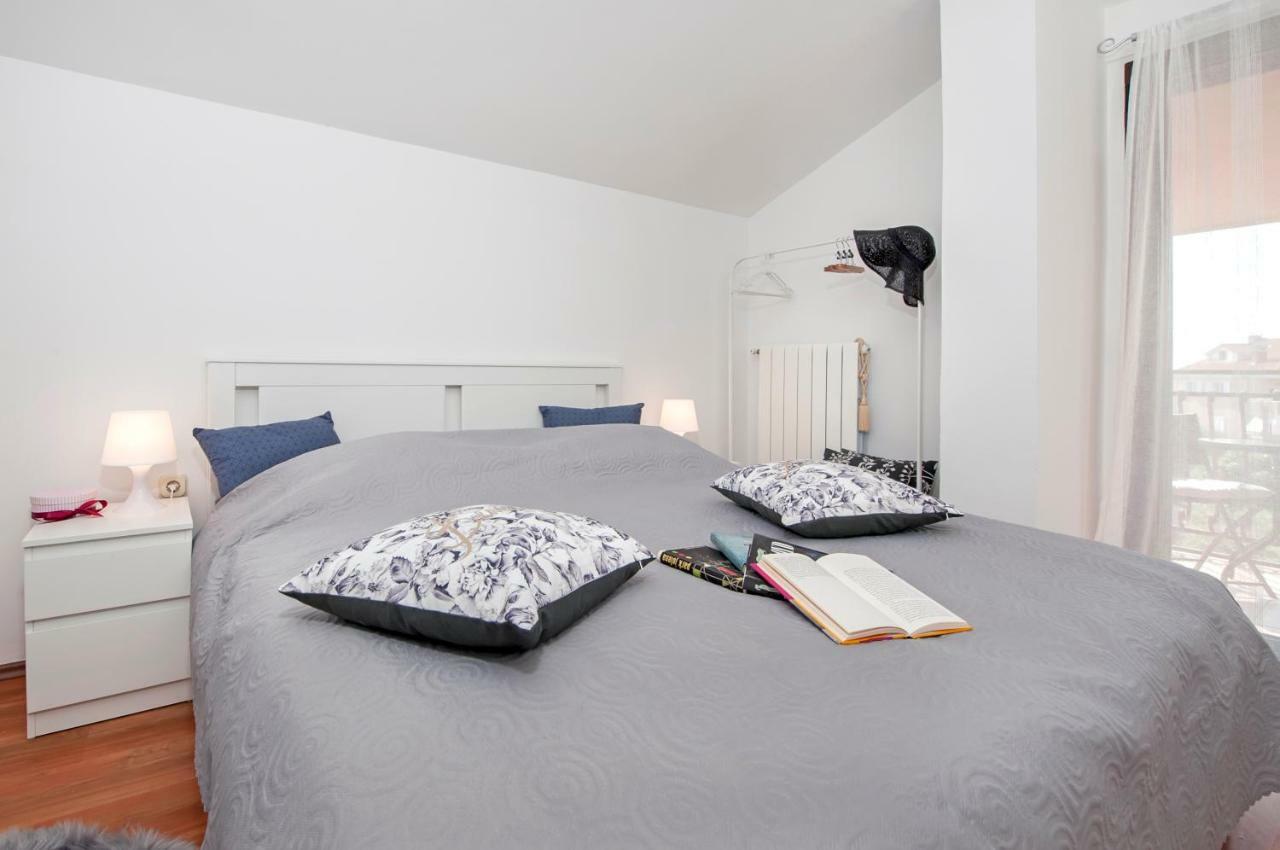 Apartment Len Ровинь Экстерьер фото